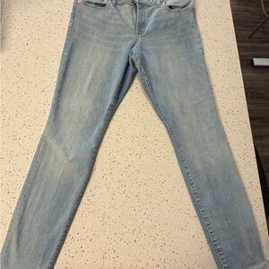 GAP Women's Light Blue Skinny Jeans